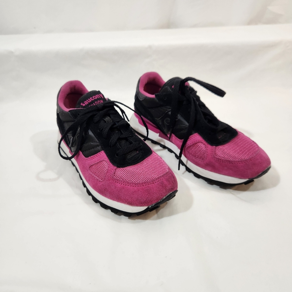 Saucony Shadow Women's Pink and Black Sneakers Size 8